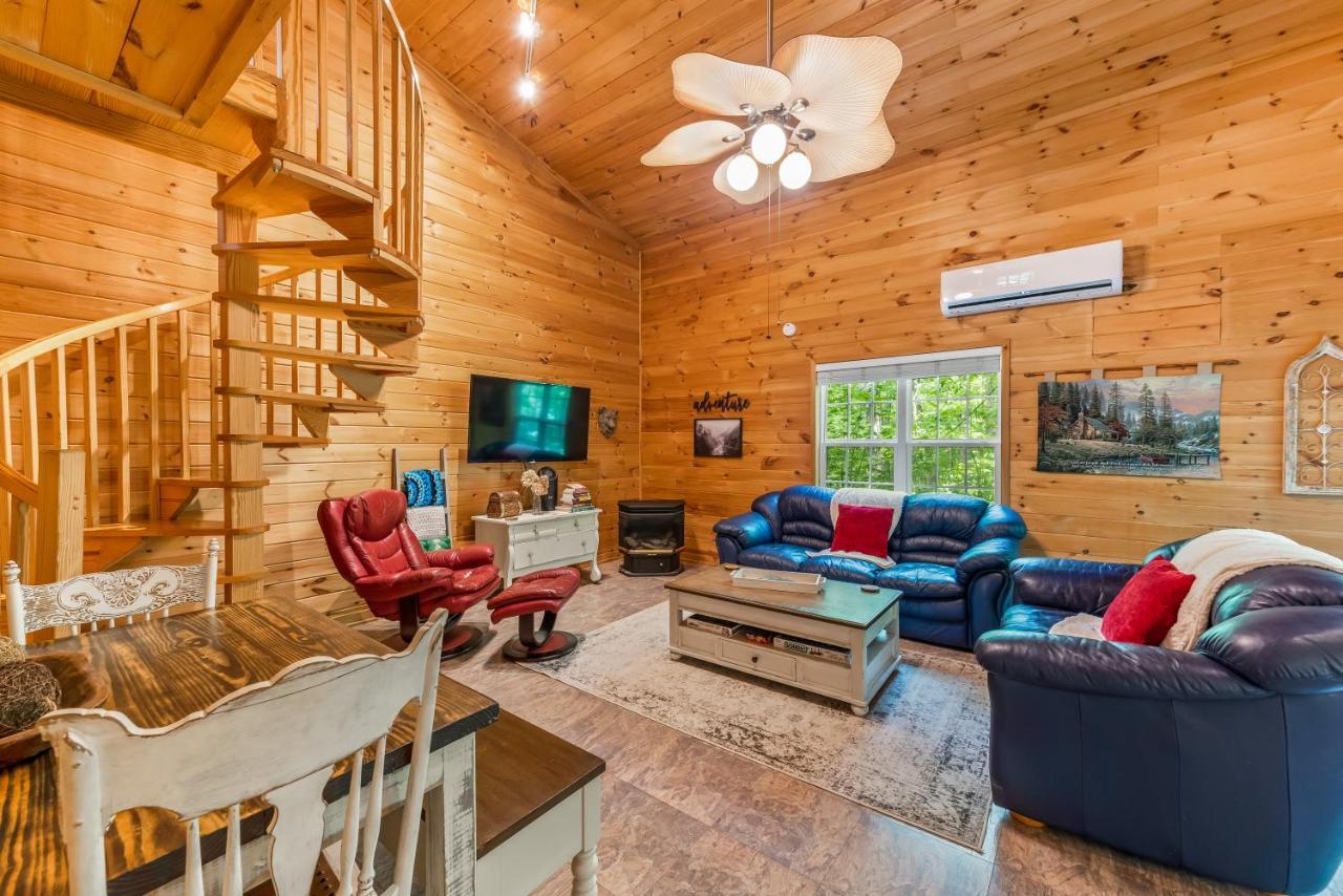 Serenity Escape Treehouse On 14 Acres Near Little River Canyon Fort Payne Exterior photo